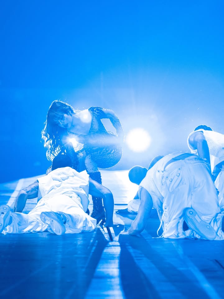 ลิซ่า - ลลิษา มโนบาล