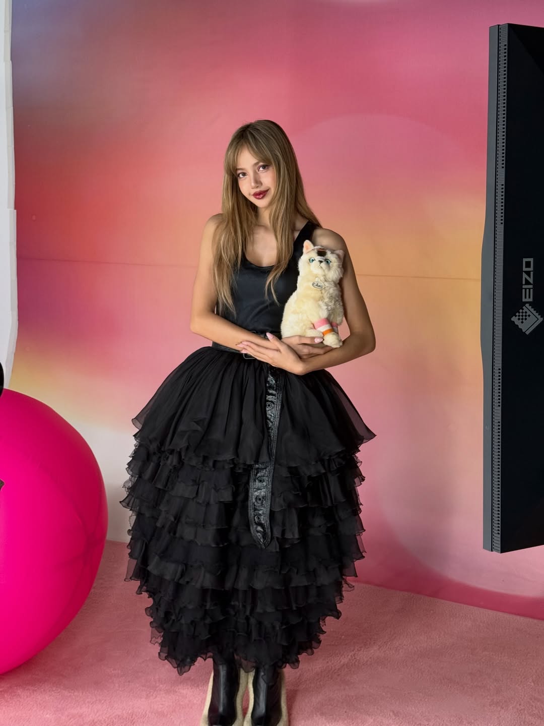 ลิซ่า - ลลิษา มโนบาล