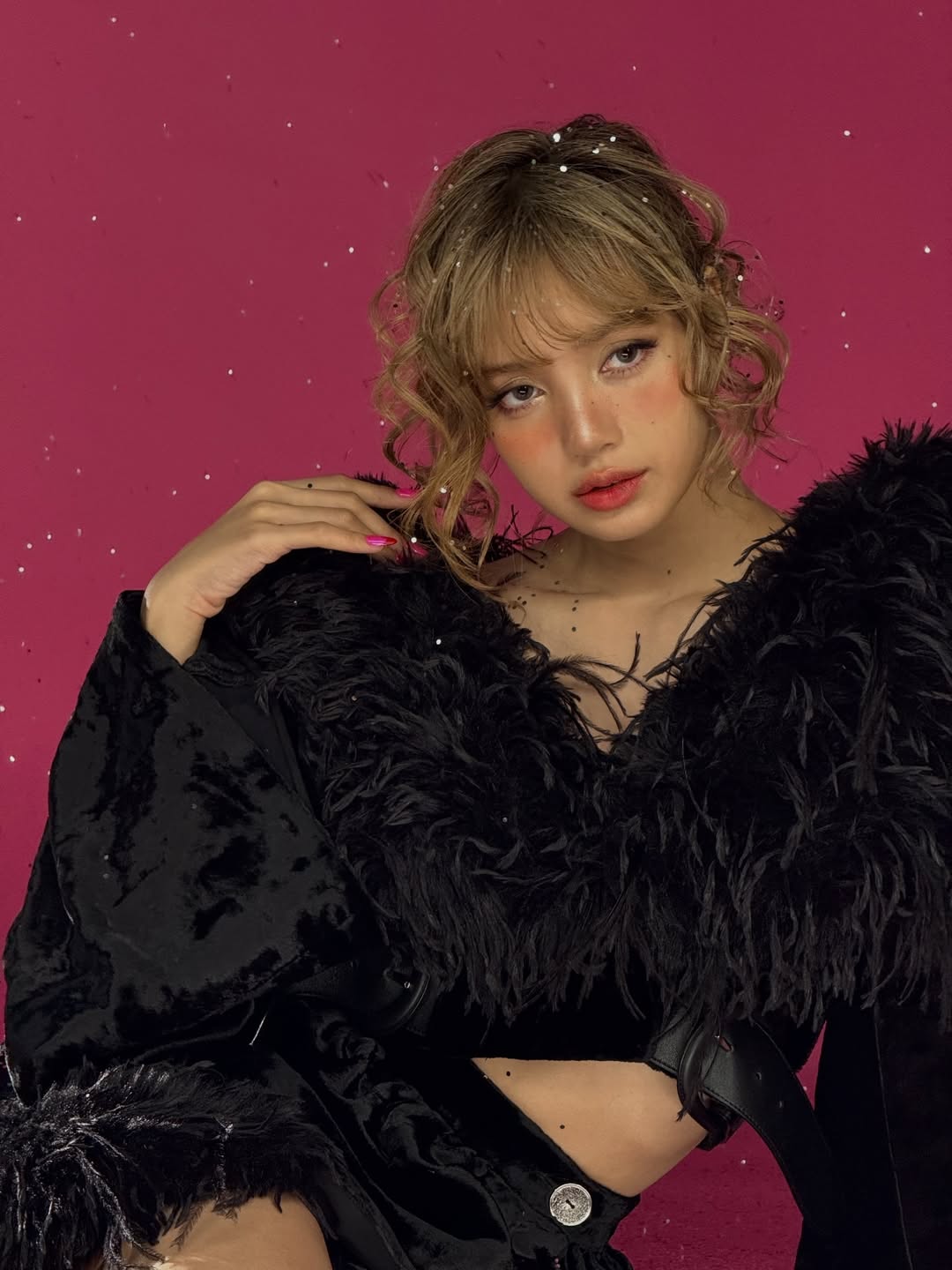 ลิซ่า - ลลิษา มโนบาล