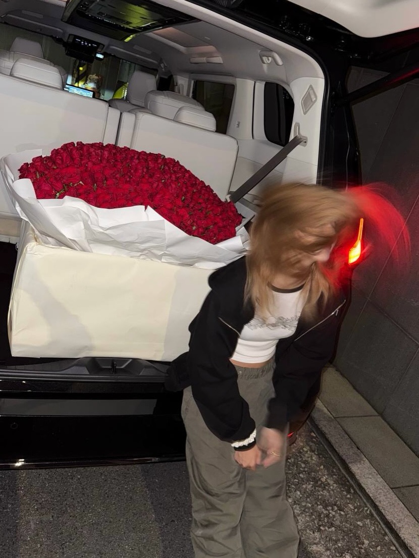 ลิซ่า - ลลิษา มโนบาล