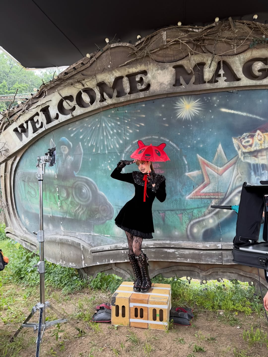 ลิซ่า - ลลิษา มโนบาล