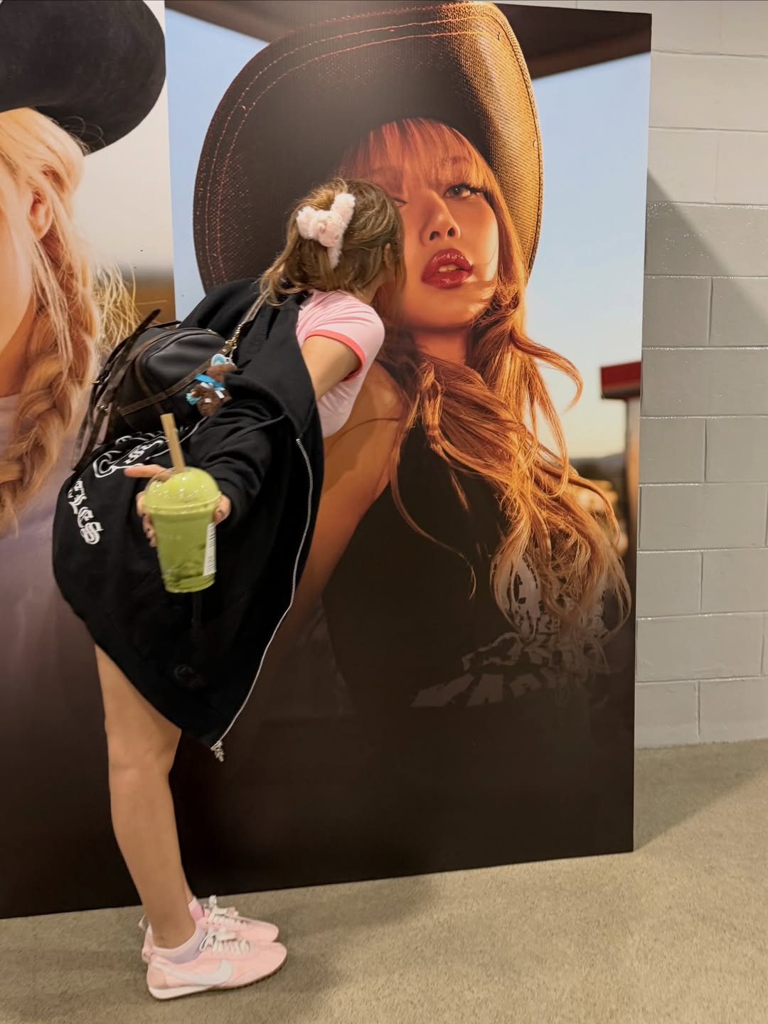 ลิซ่า - ลลิษา มโนบาล