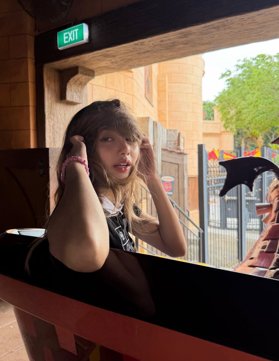 ลิซ่า - ลลิษา มโนบาล