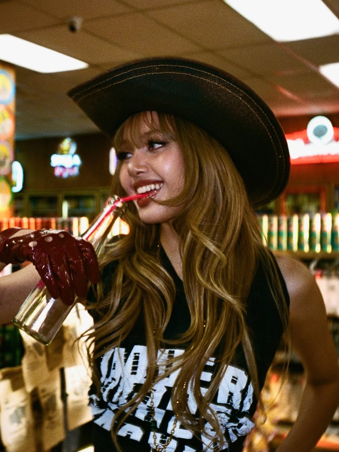 ลิซ่า - ลลิษา มโนบาล