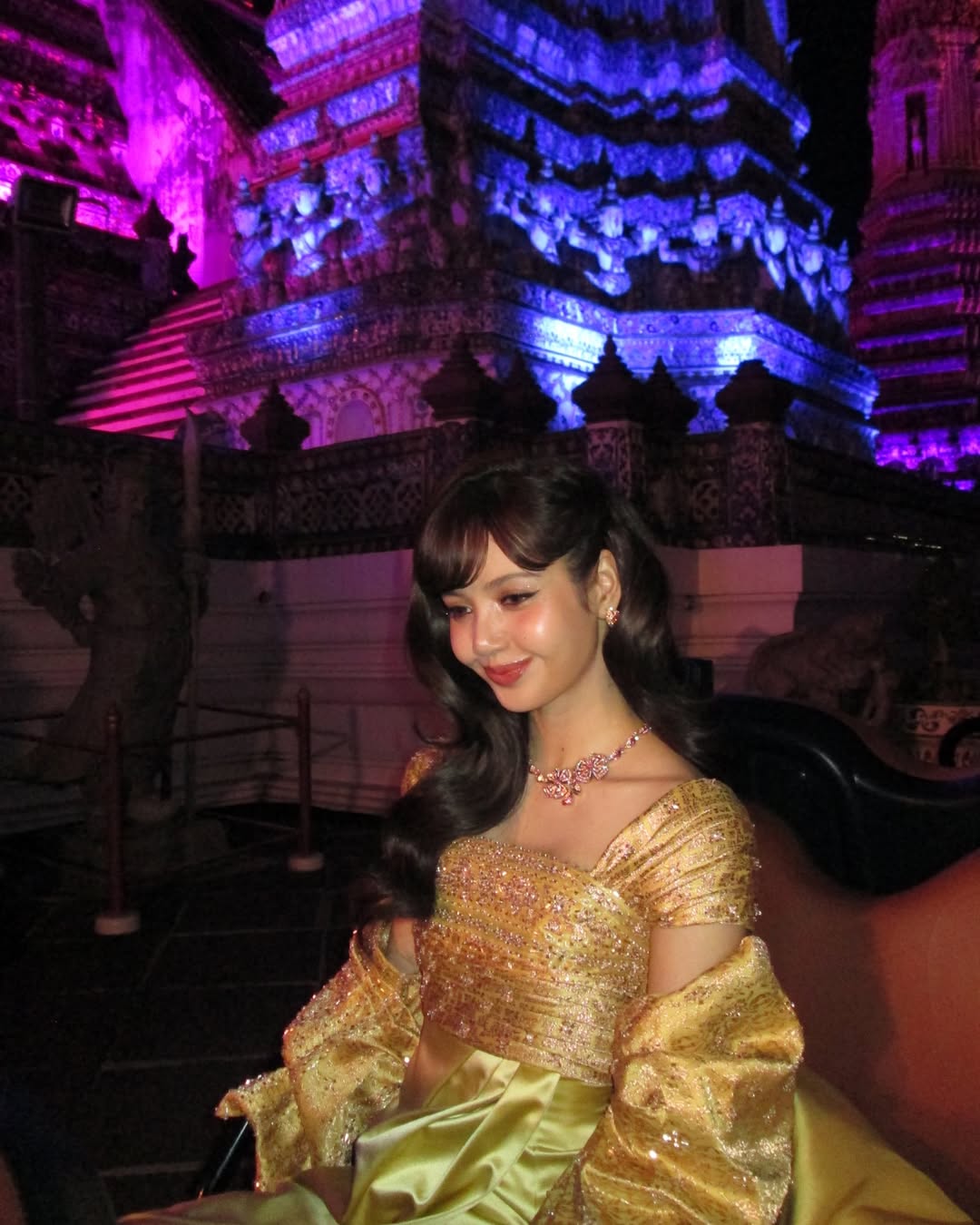 ลิซ่า - ลลิษา มโนบาล