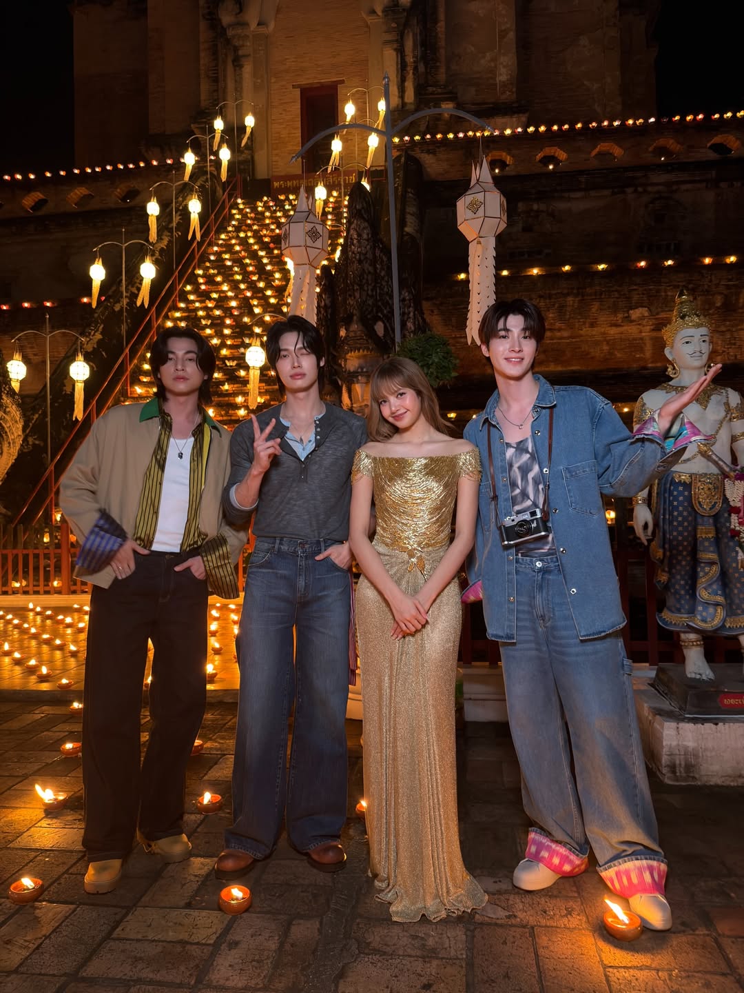 ลิซ่า - ลลิษา มโนบาล