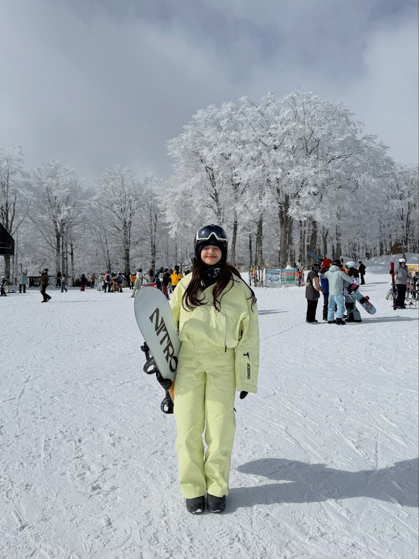 ลิซ่า - ลลิษา มโนบาล