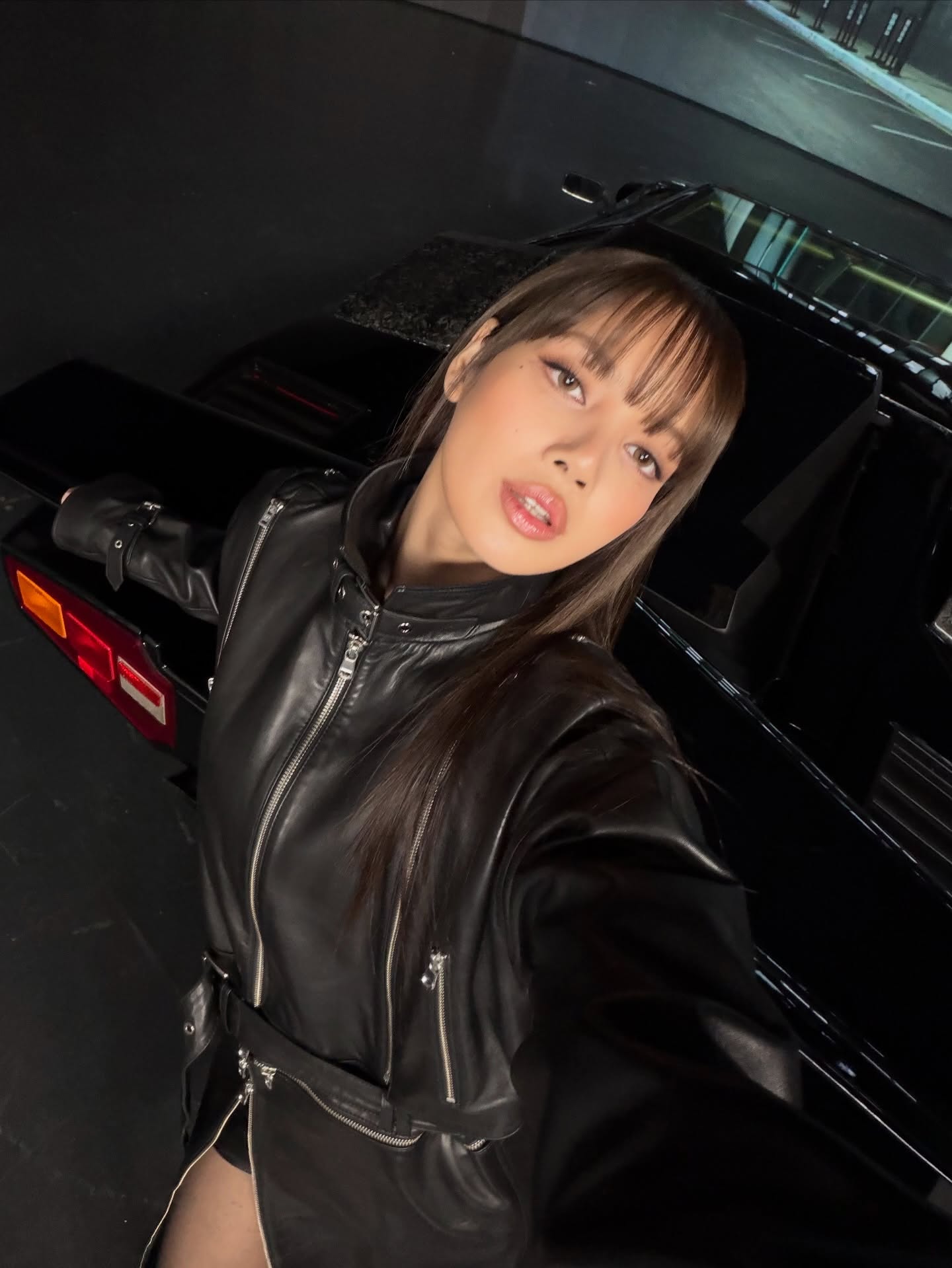 ลิซ่า - ลลิษา มโนบาล