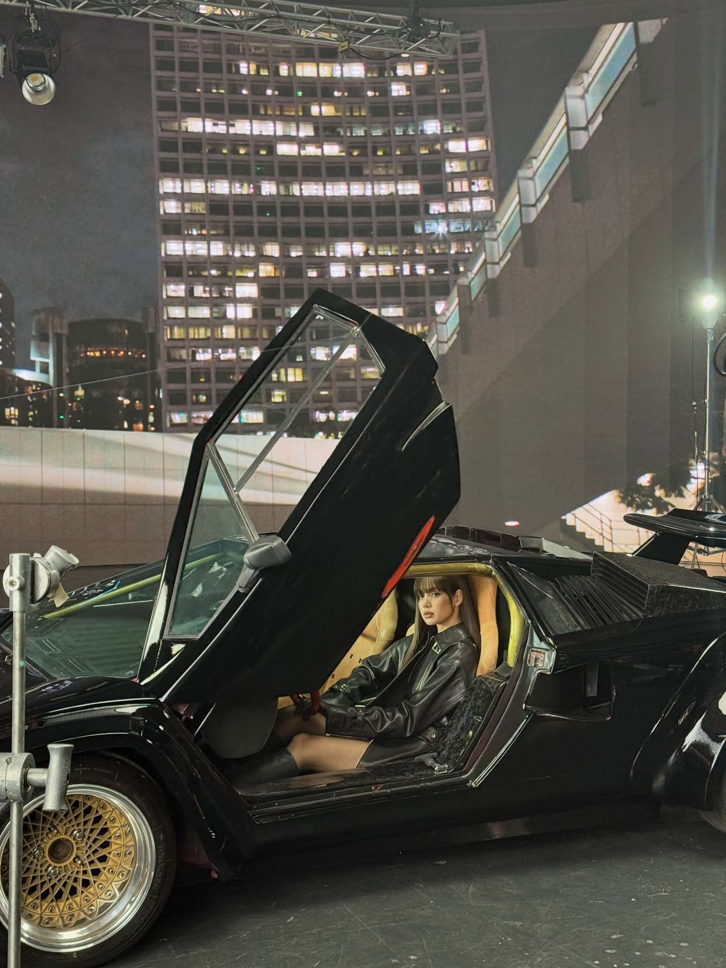 ลิซ่า - ลลิษา มโนบาล