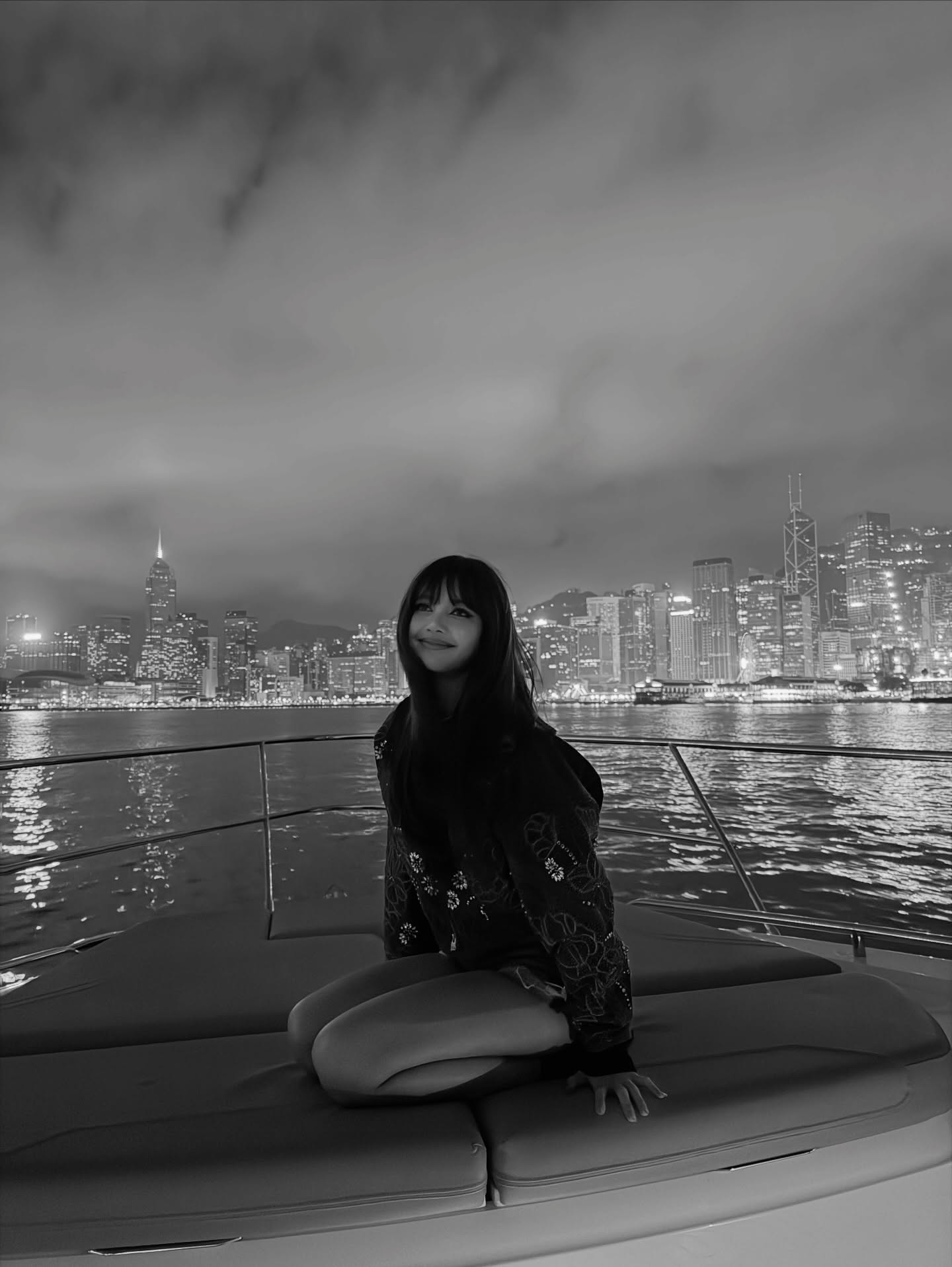 ลิซ่า - ลลิษา มโนบาล