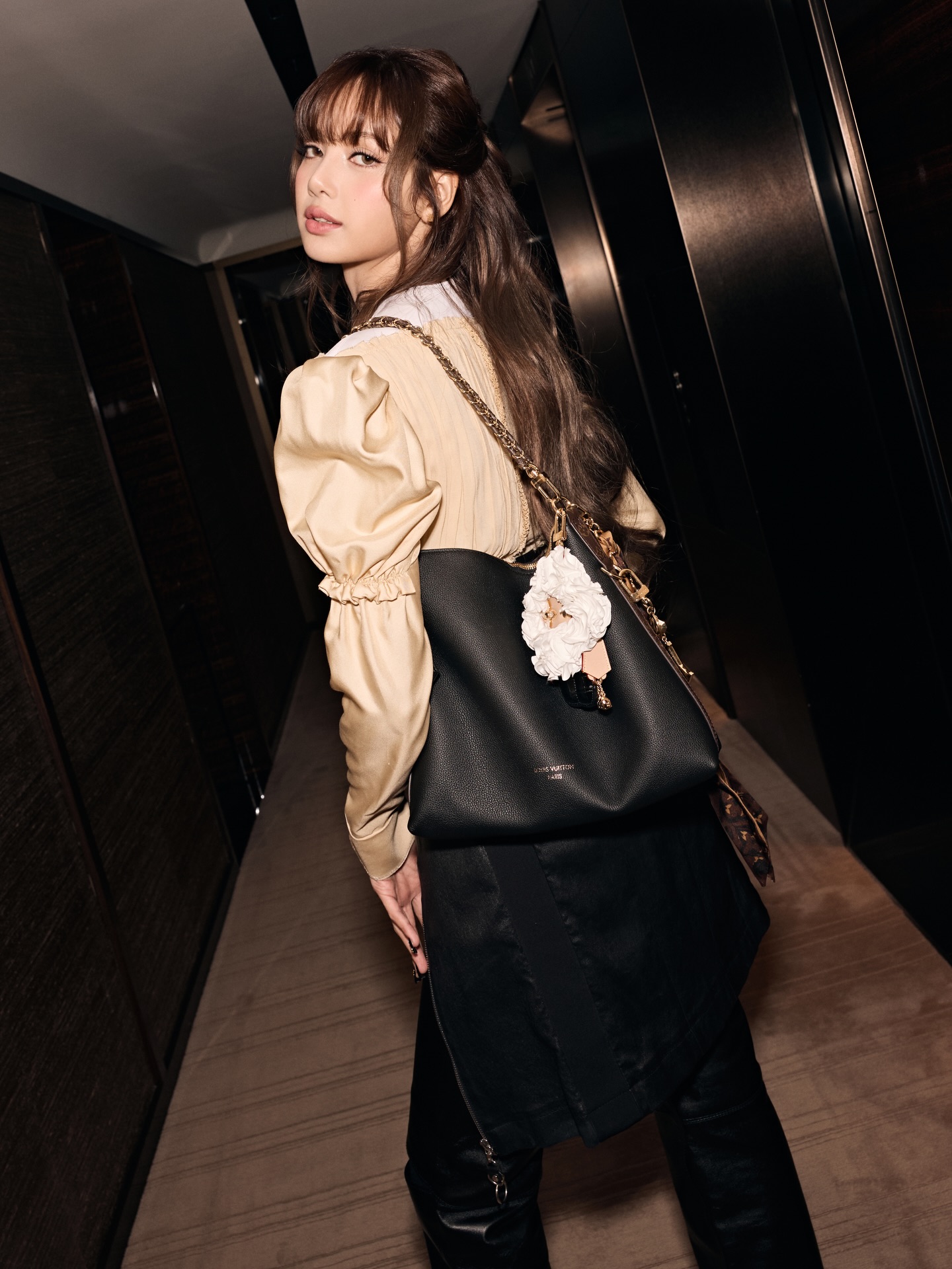 ลิซ่า - ลลิษา มโนบาล