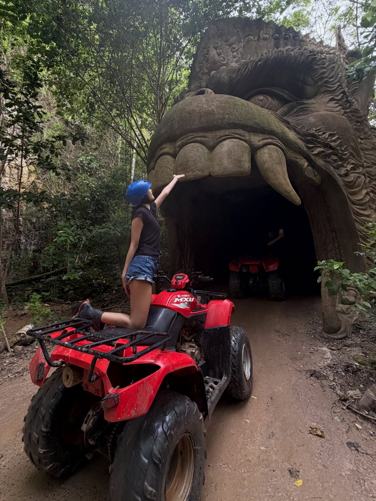 ลิซ่า - ลลิษา มโนบาล