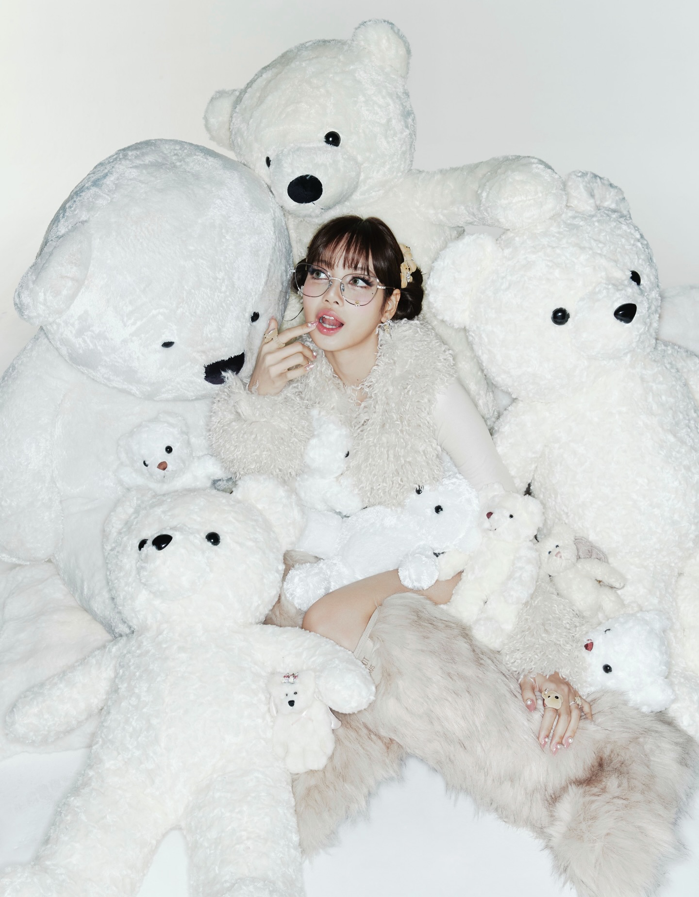 ลิซ่า - ลลิษา มโนบาล