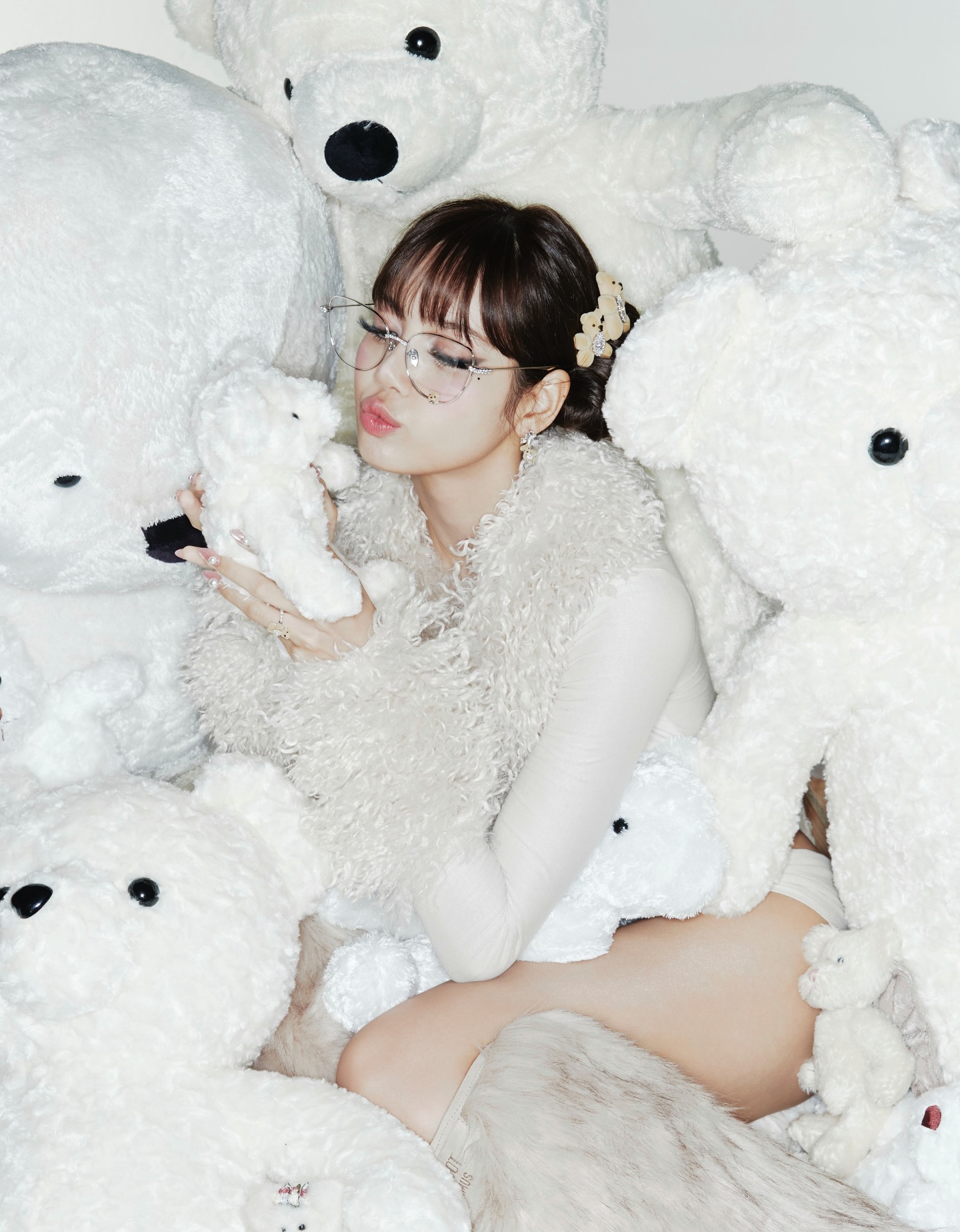 ลิซ่า - ลลิษา มโนบาล