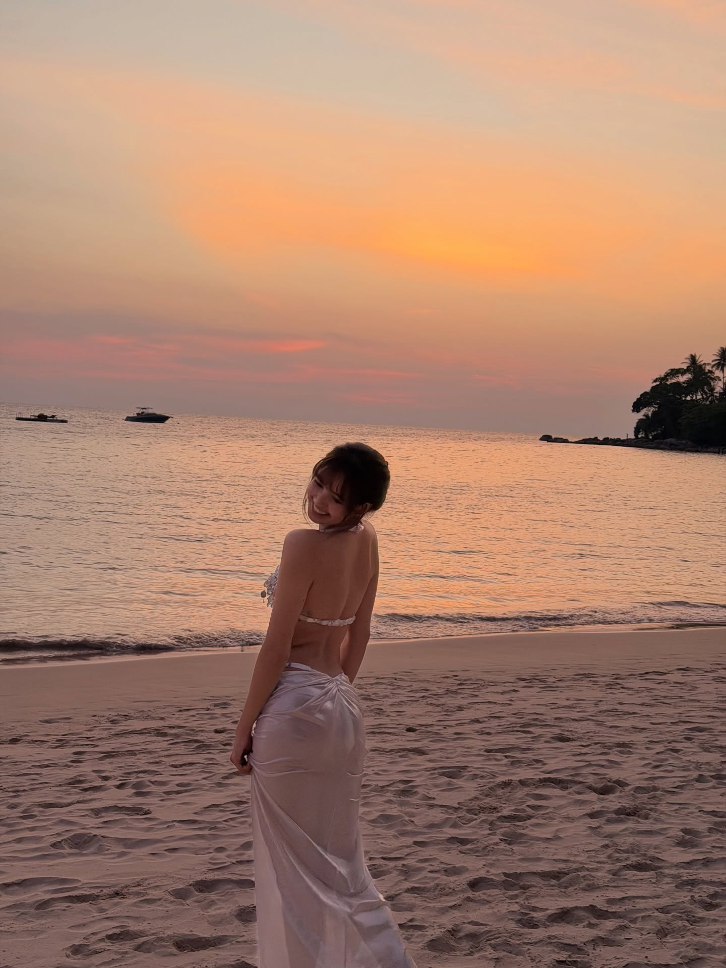 ลิซ่า - ลลิษา มโนบาล