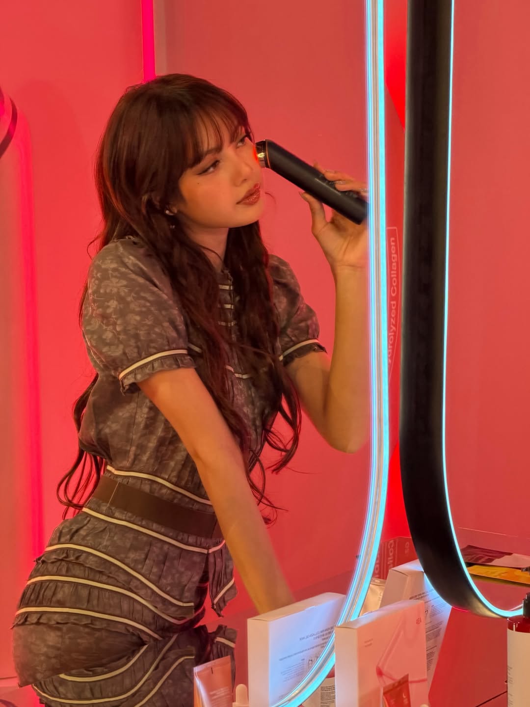 ลิซ่า - ลลิษา มโนบาล