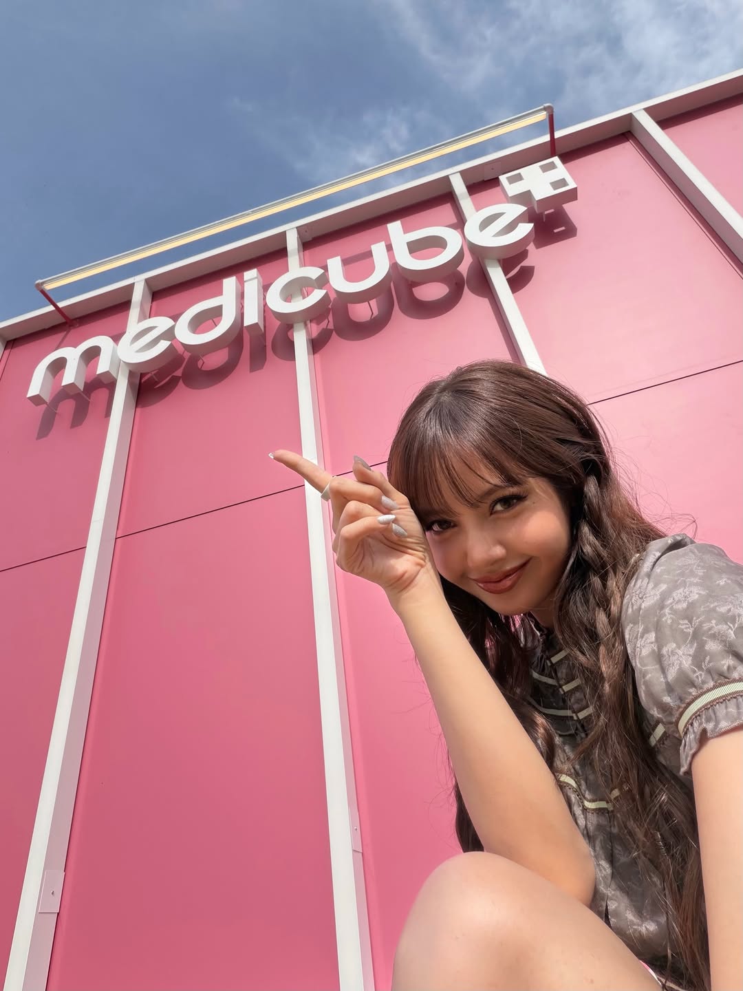 ลิซ่า - ลลิษา มโนบาล