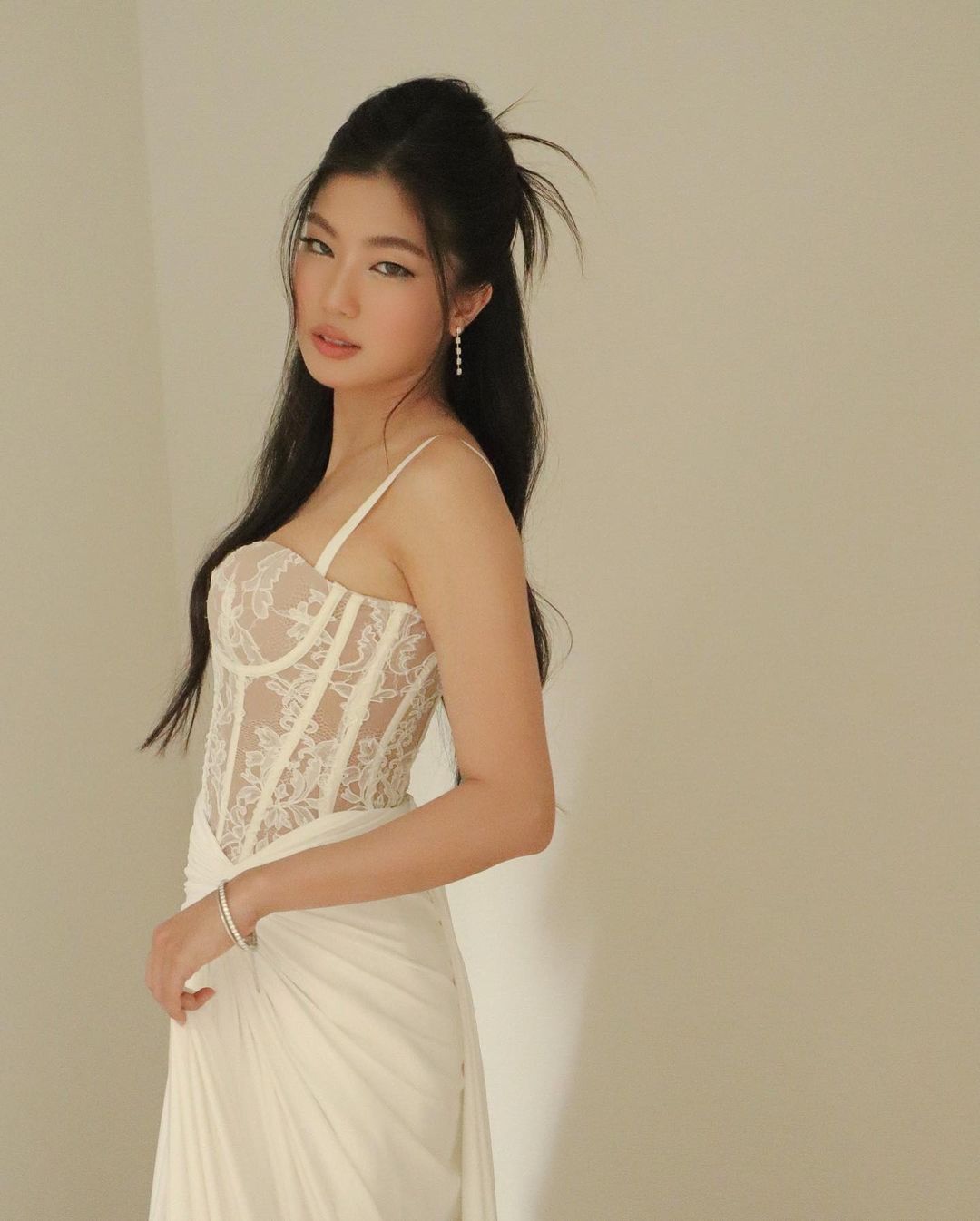 ก้อย - อรัชพร โภคินภากร