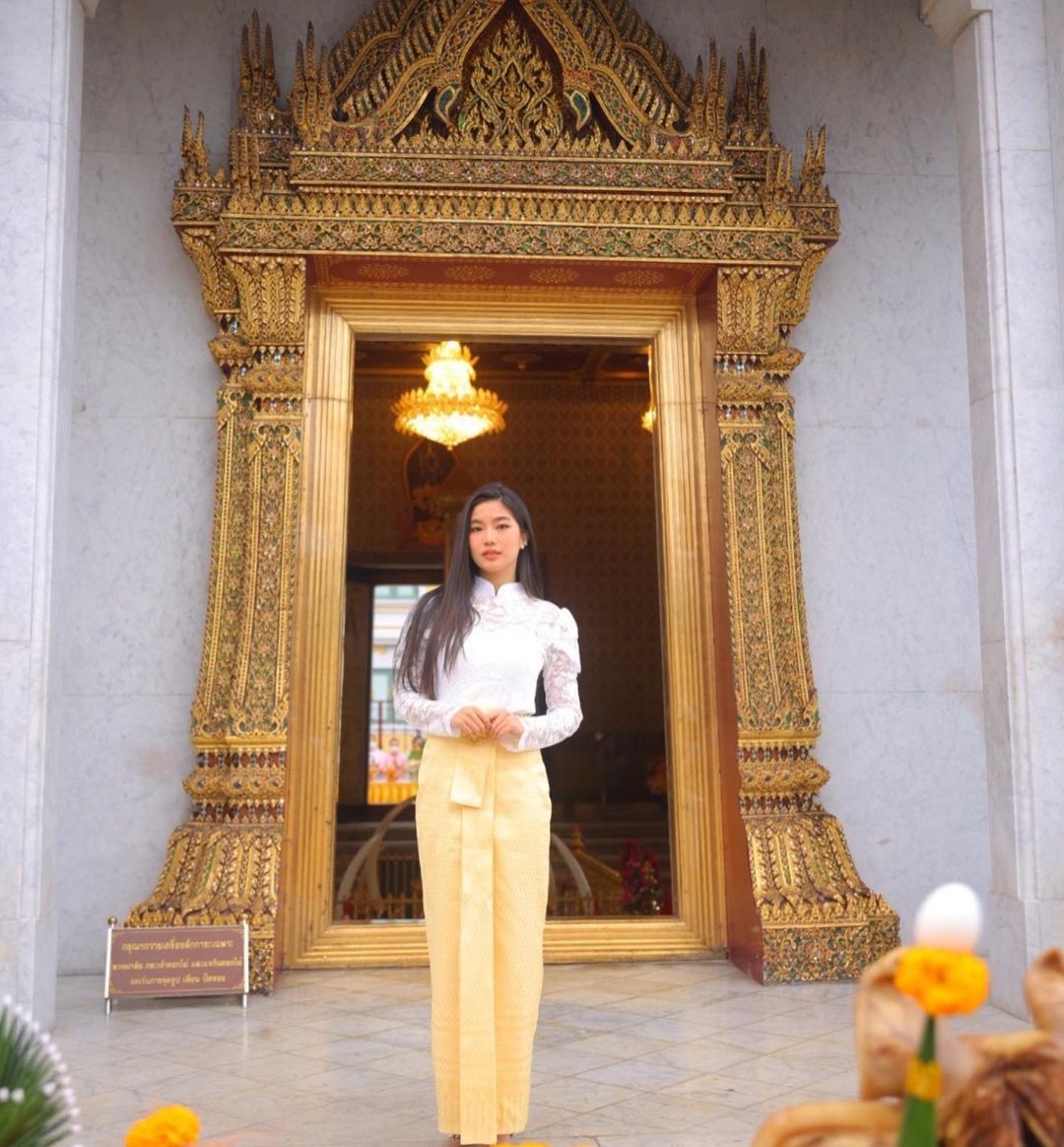 ก้อย - อรัชพร โภคินภากร