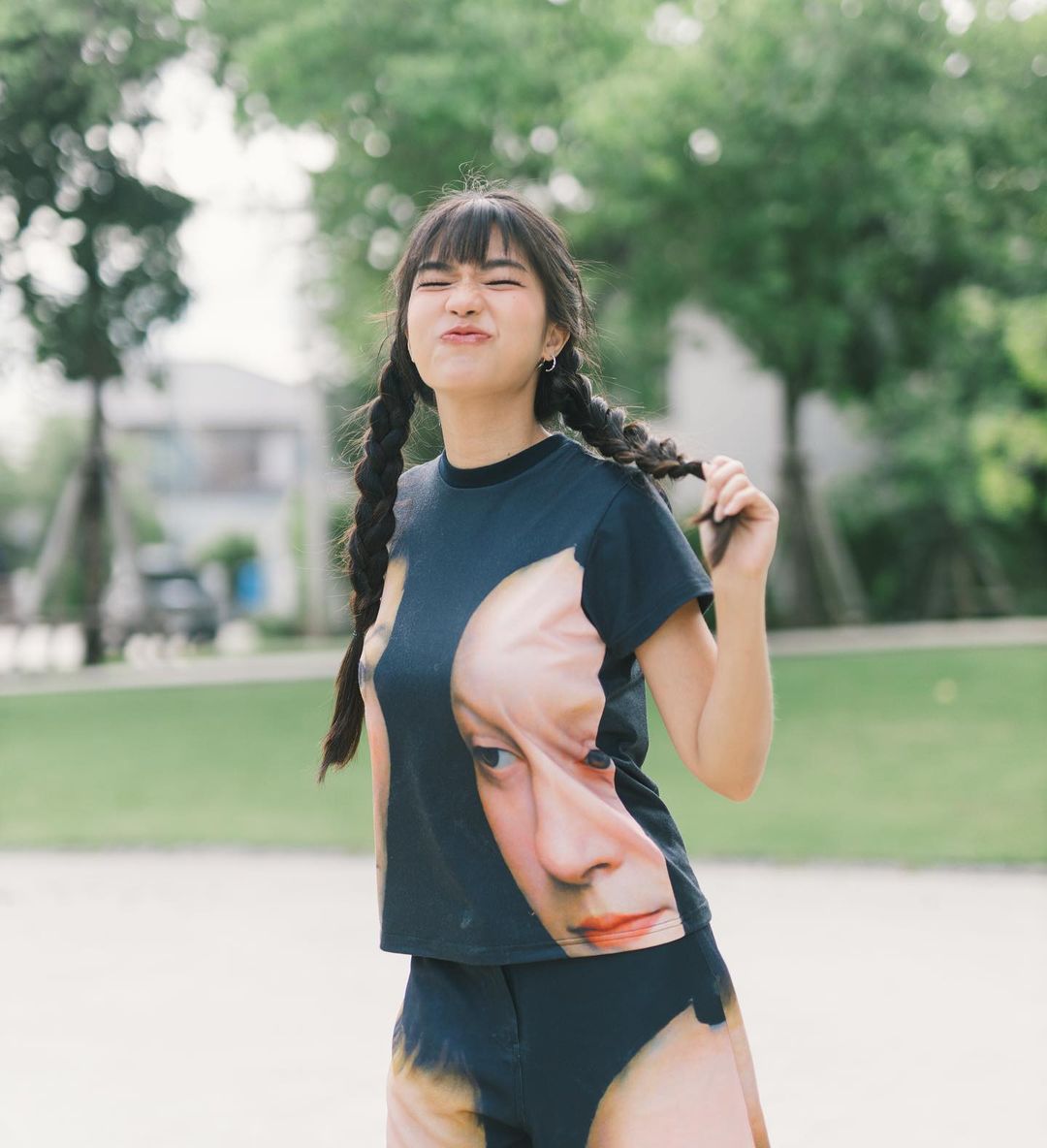 ก้อย - อรัชพร โภคินภากร