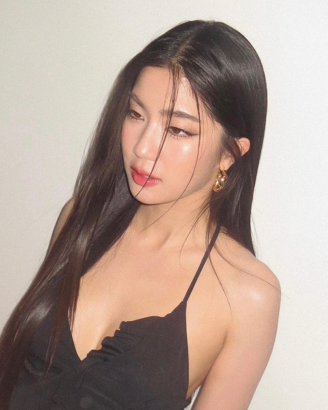 ก้อย - อรัชพร โภคินภากร