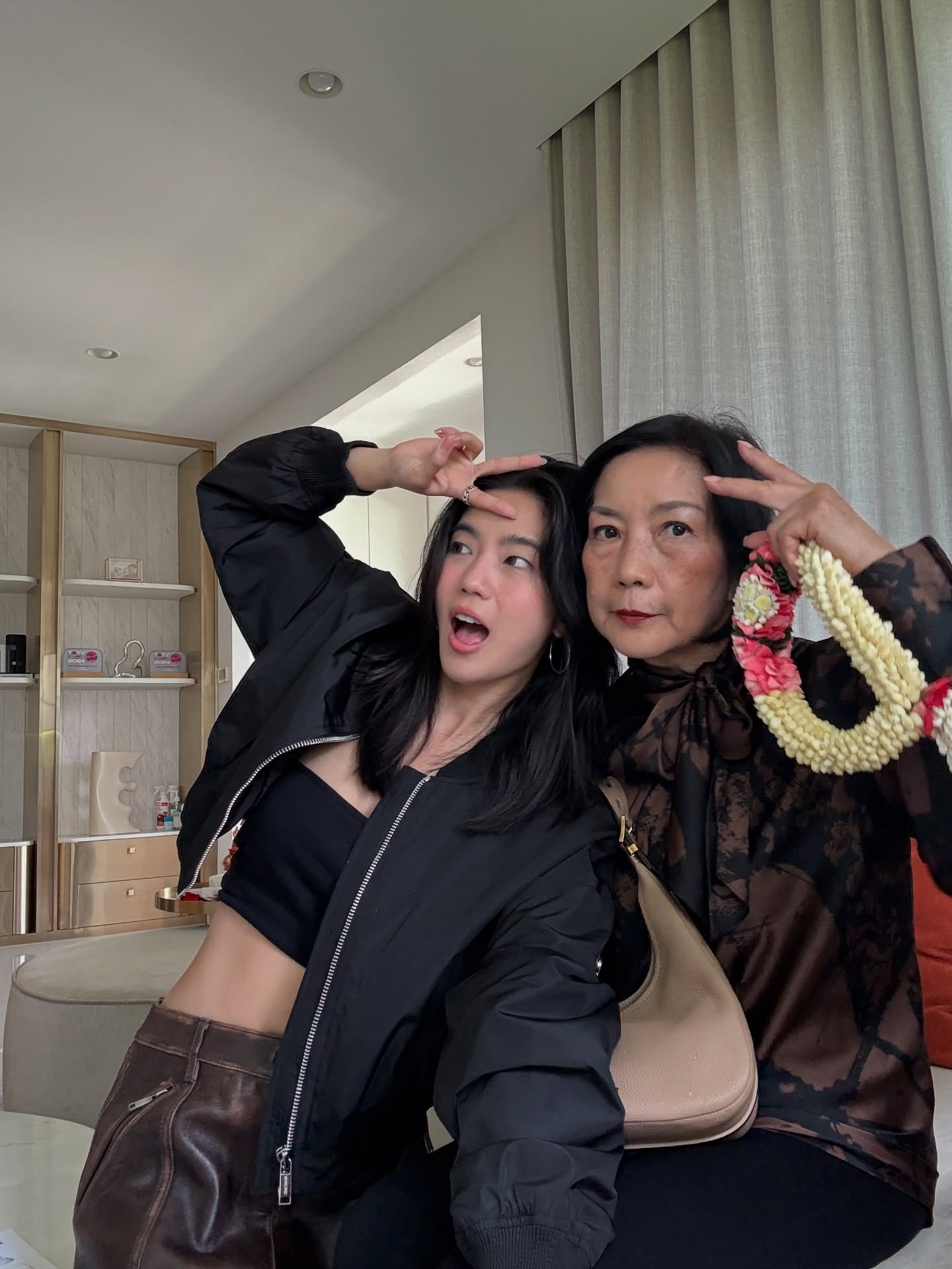 ก้อย - อรัชพร โภคินภากร