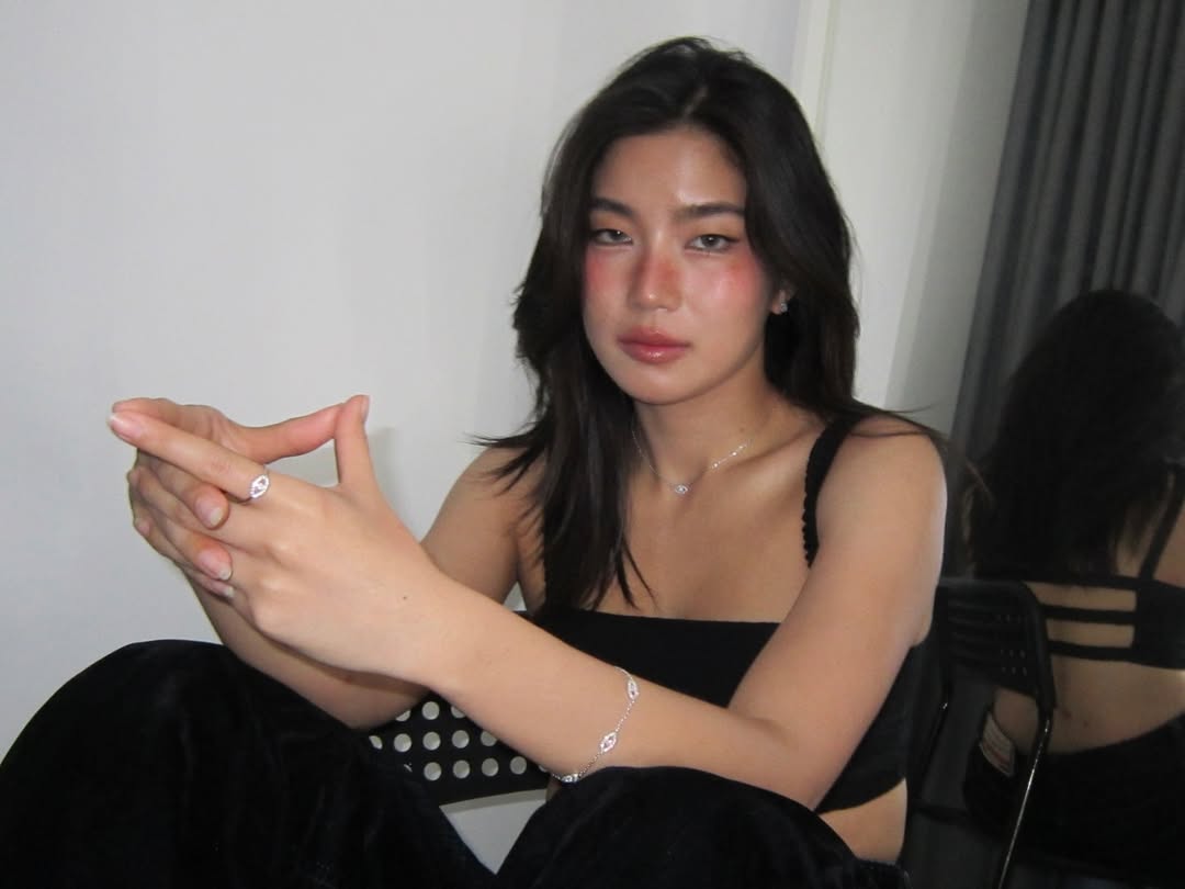 ก้อย - อรัชพร โภคินภากร