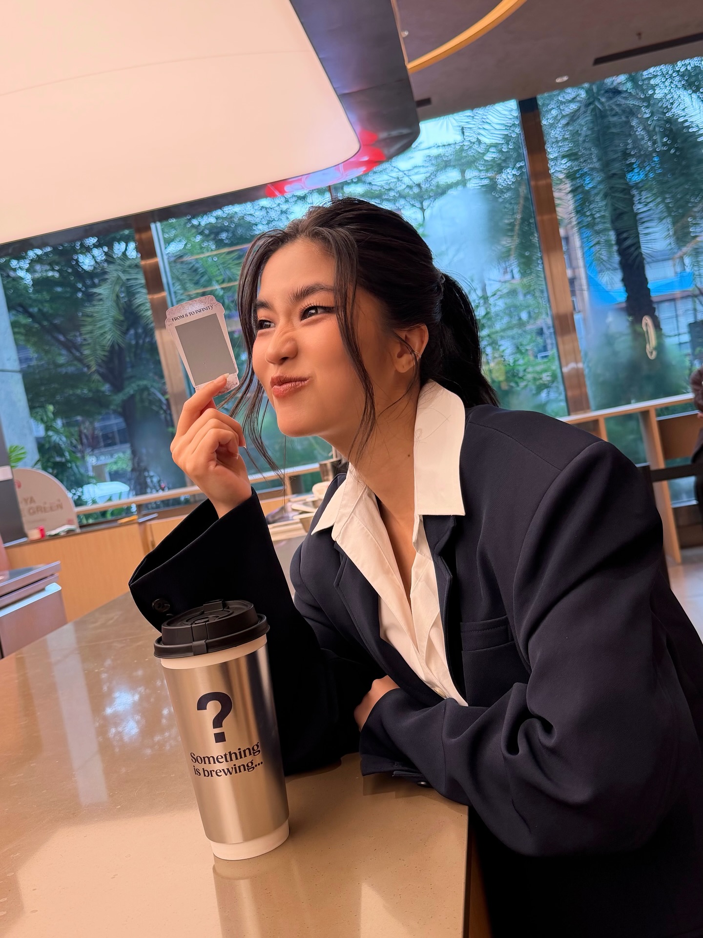 ก้อย - อรัชพร โภคินภากร