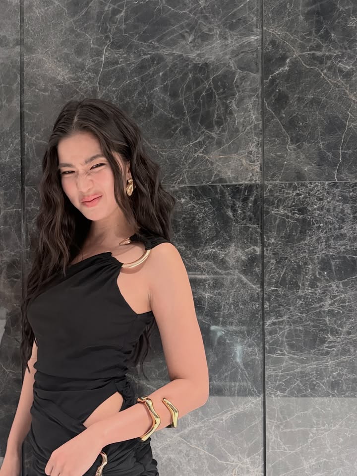 ก้อย - อรัชพร โภคินภากร