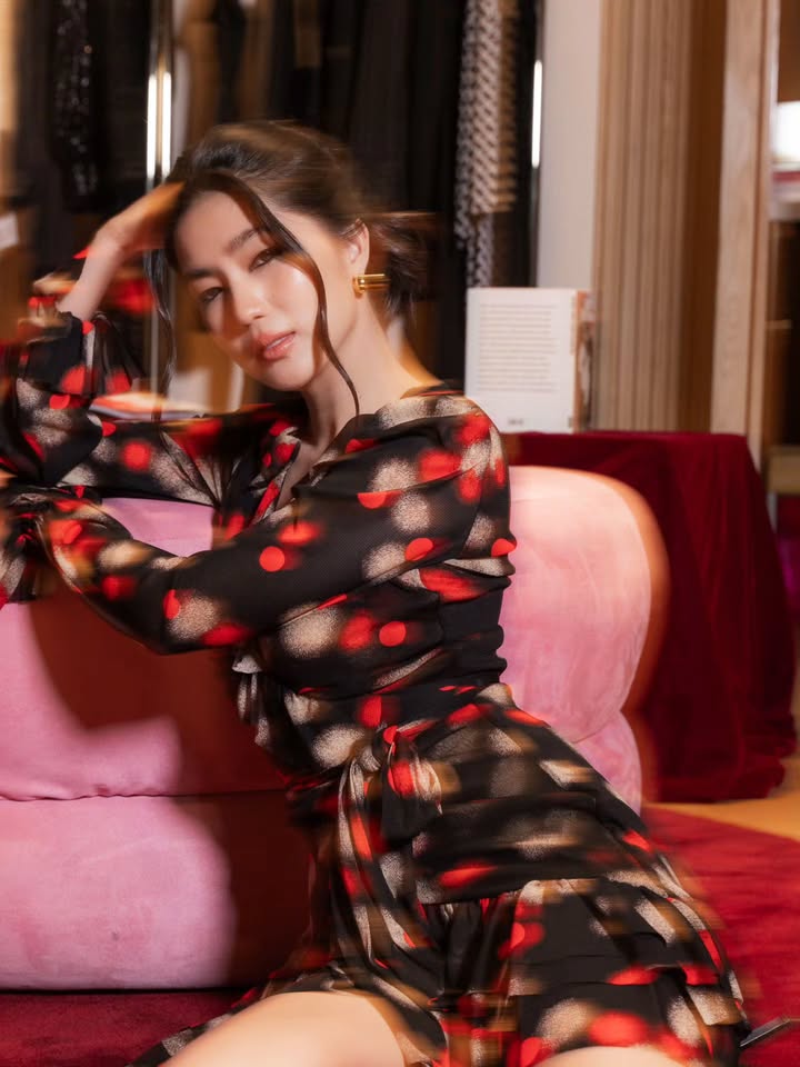 ก้อย - อรัชพร โภคินภากร