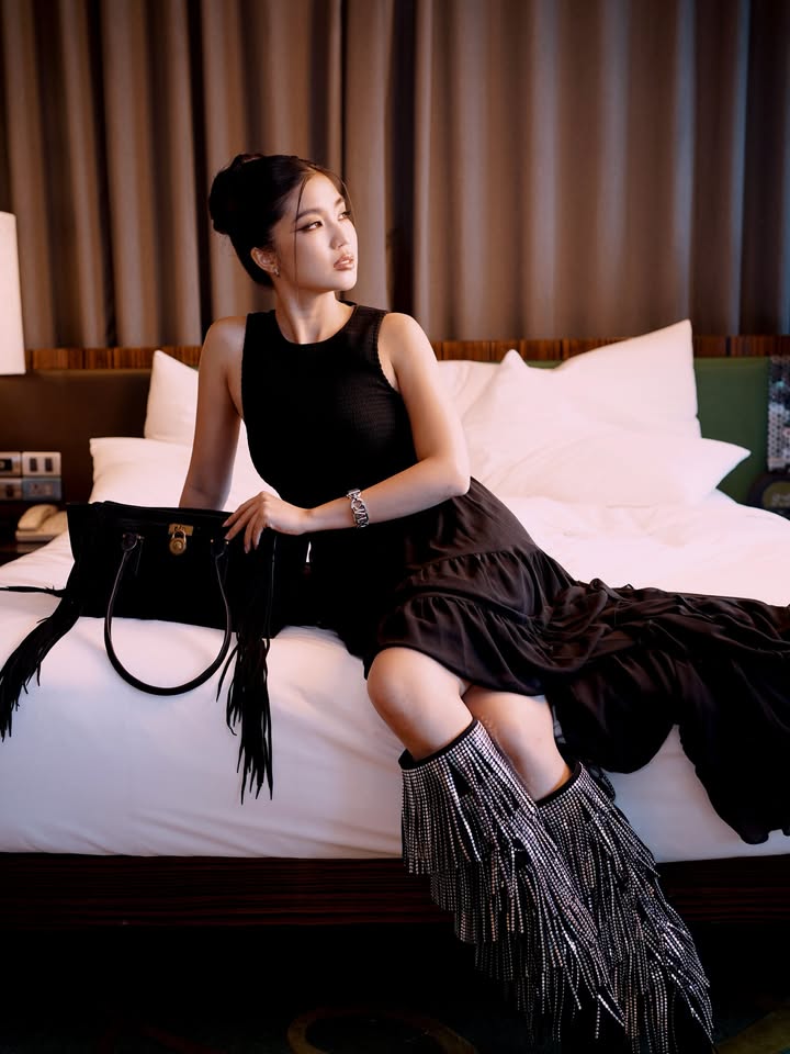 ก้อย - อรัชพร โภคินภากร