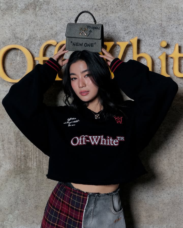 ก้อย - อรัชพร โภคินภากร