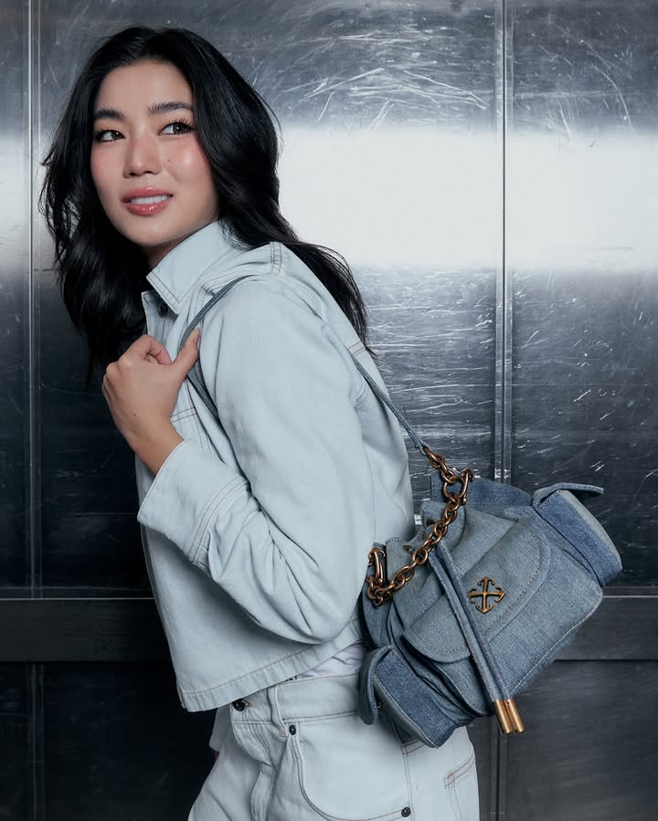 ก้อย - อรัชพร โภคินภากร