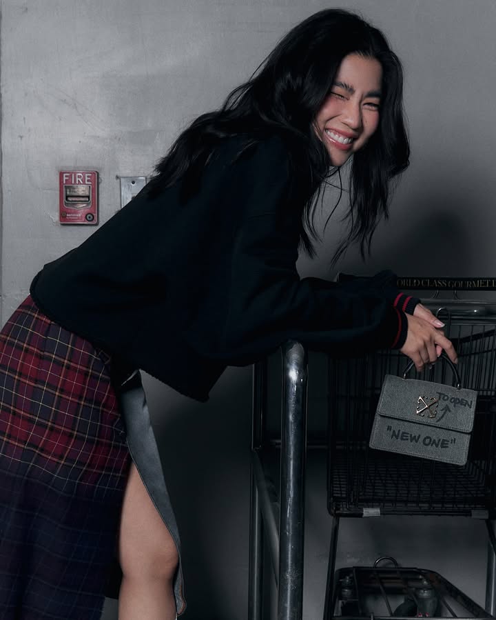 ก้อย - อรัชพร โภคินภากร