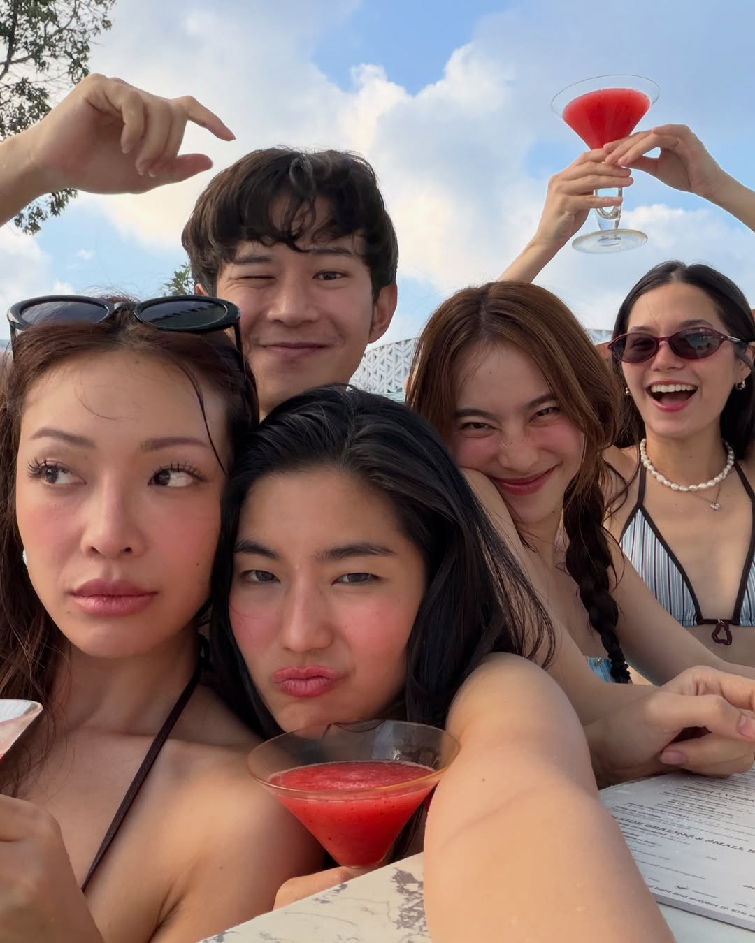 ก้อย - อรัชพร โภคินภากร