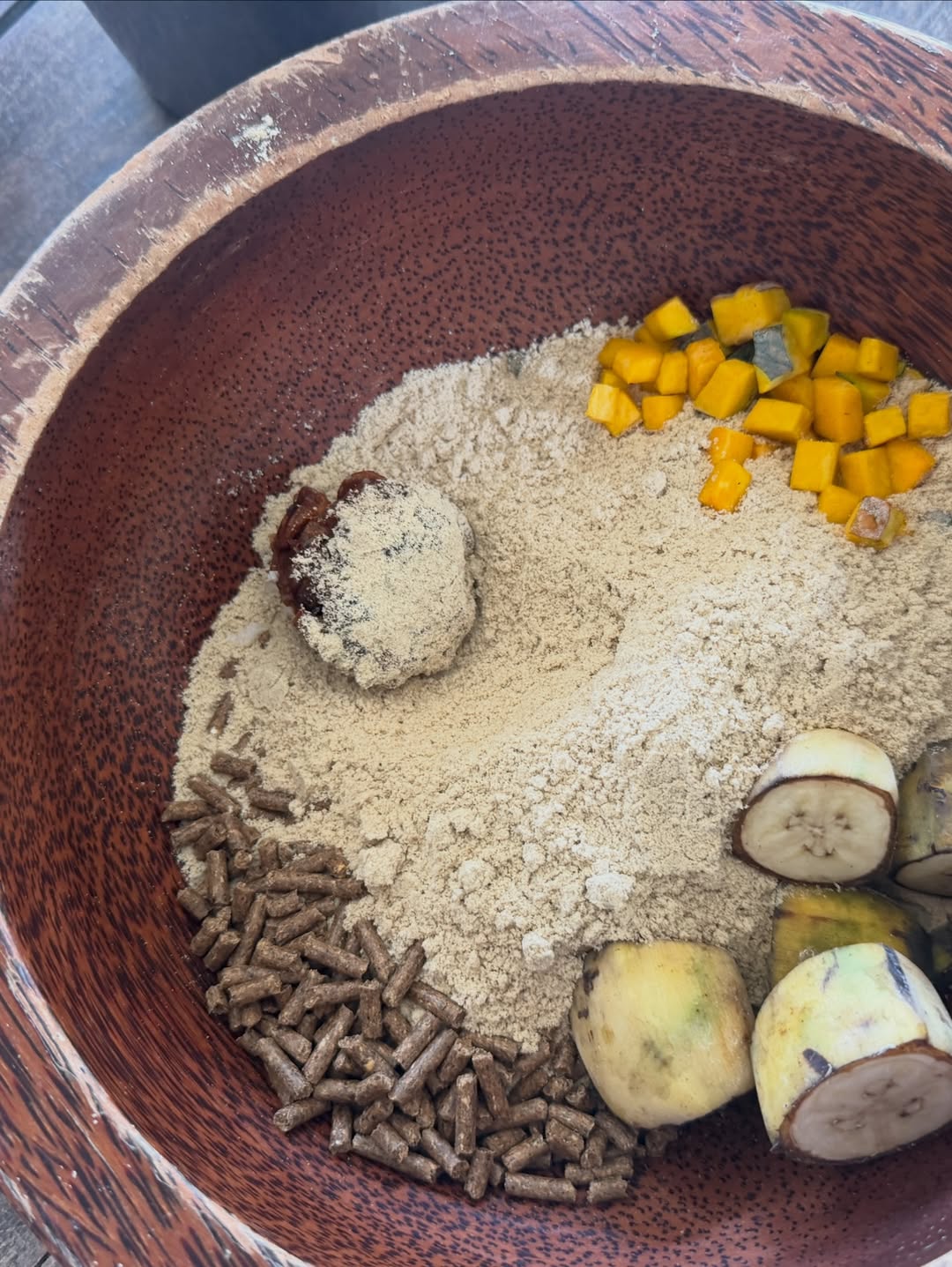 ก้อย - อรัชพร โภคินภากร