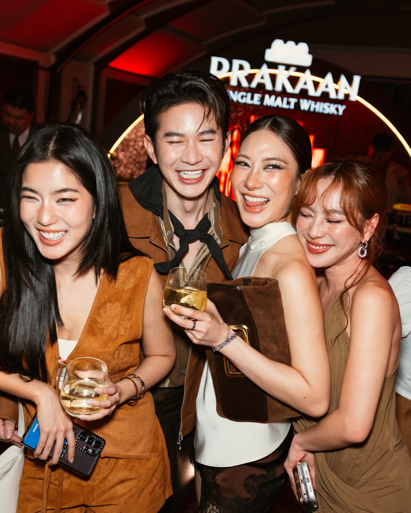 ก้อย - อรัชพร โภคินภากร