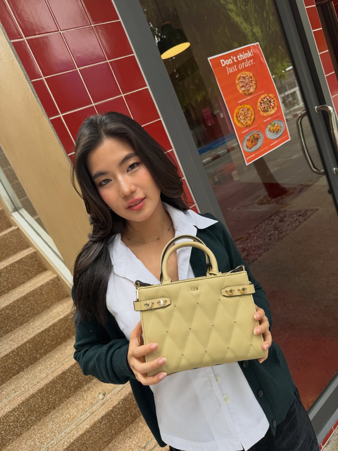 ก้อย - อรัชพร โภคินภากร