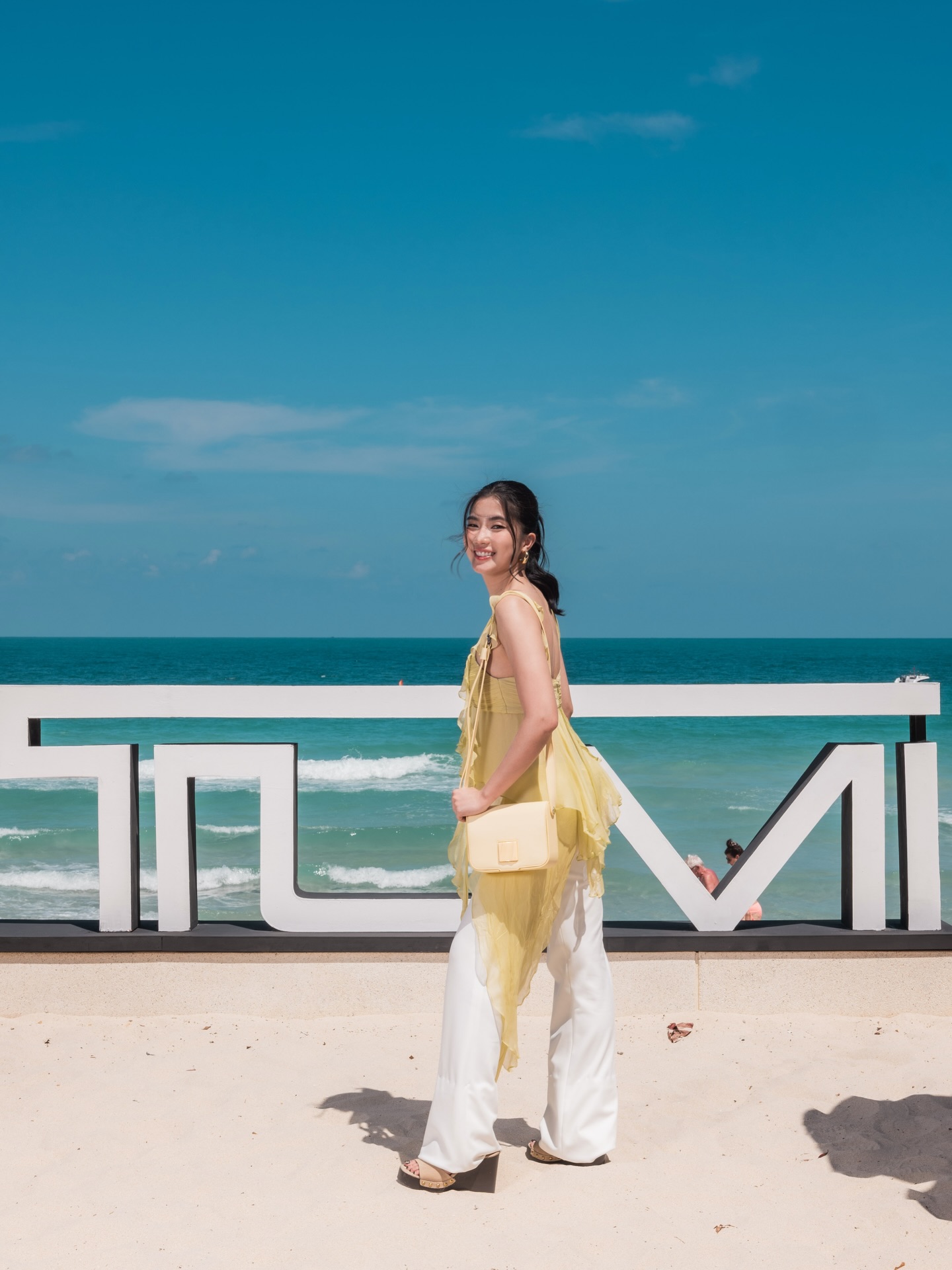 ก้อย - อรัชพร โภคินภากร