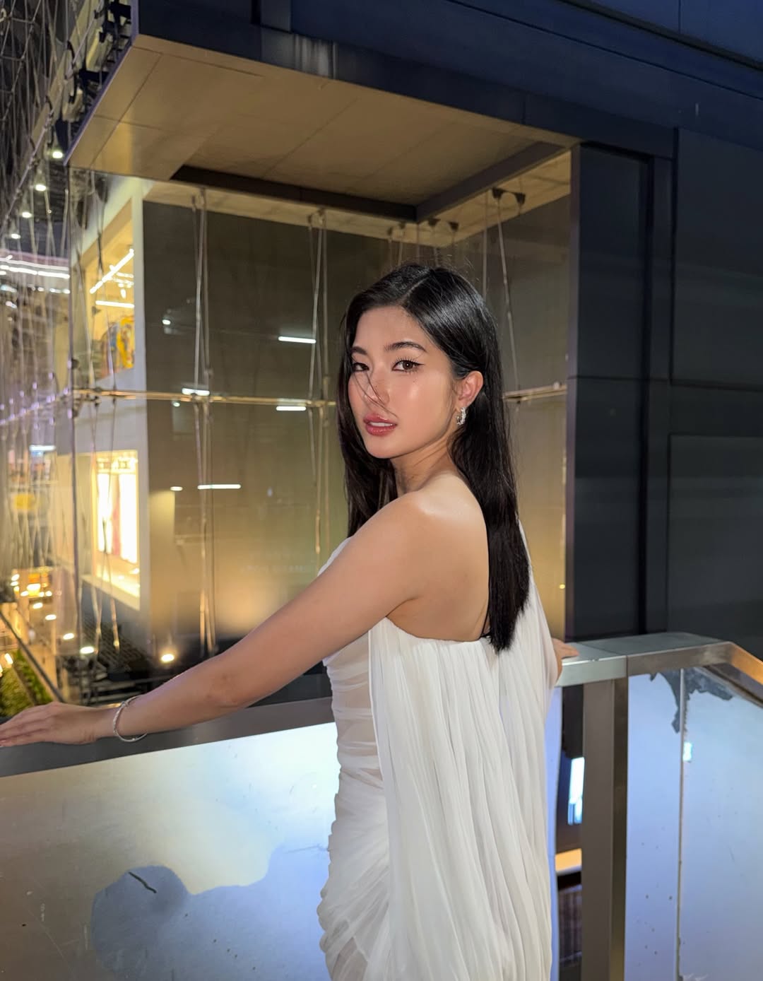 ก้อย - อรัชพร โภคินภากร