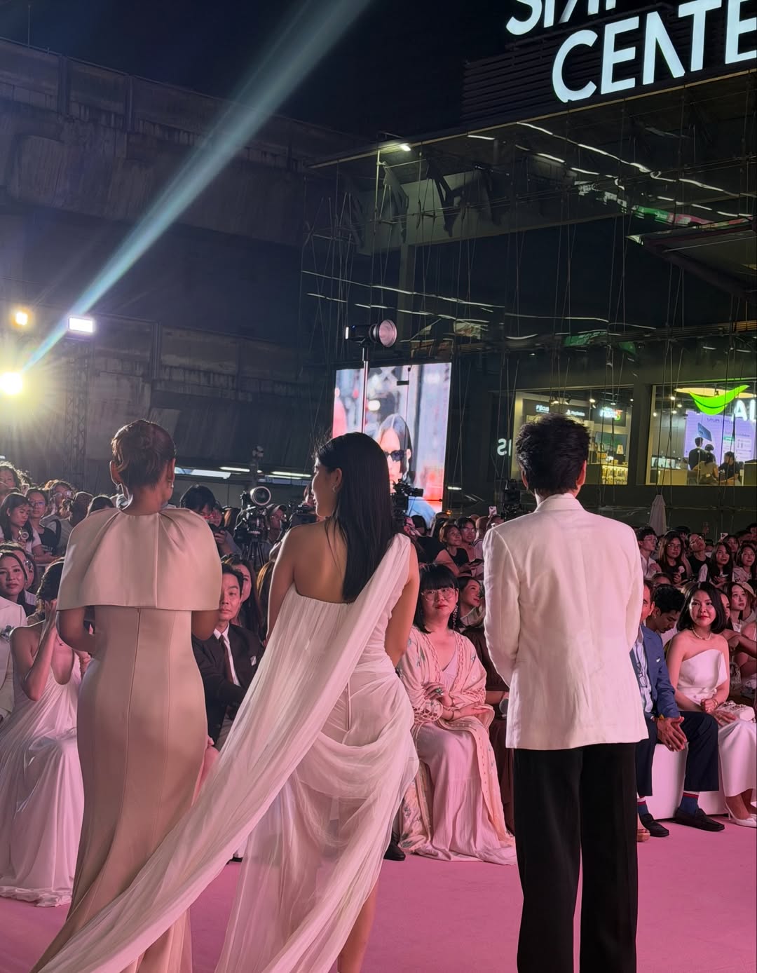 ก้อย - อรัชพร โภคินภากร