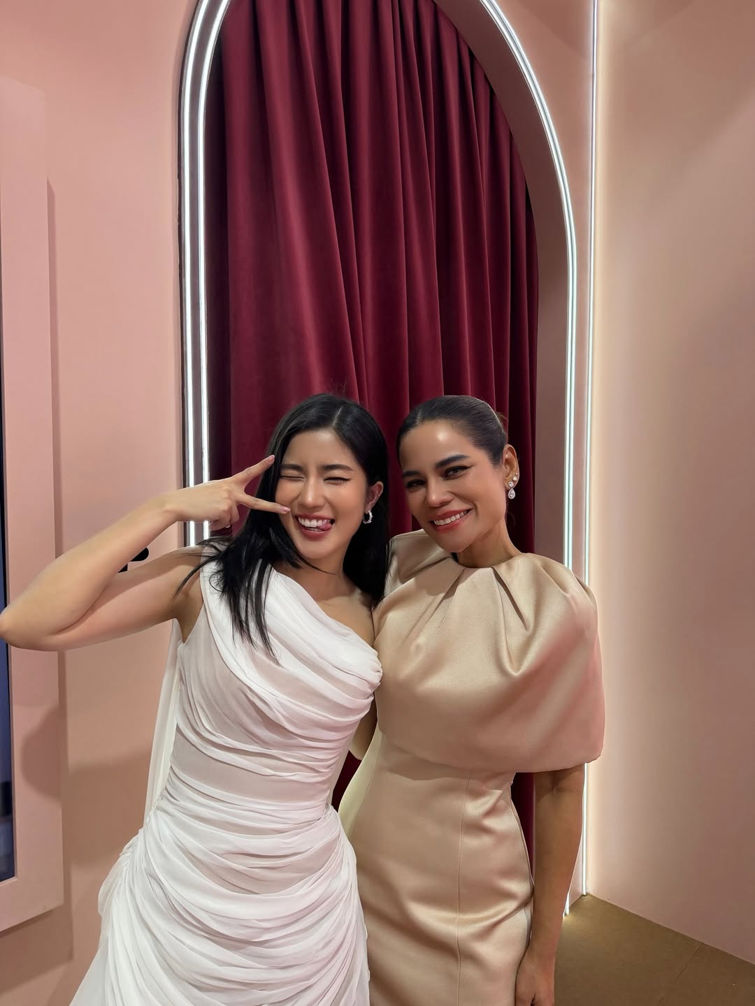 ก้อย - อรัชพร โภคินภากร