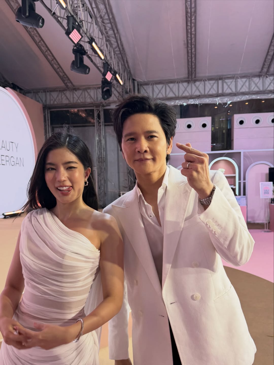 ก้อย - อรัชพร โภคินภากร