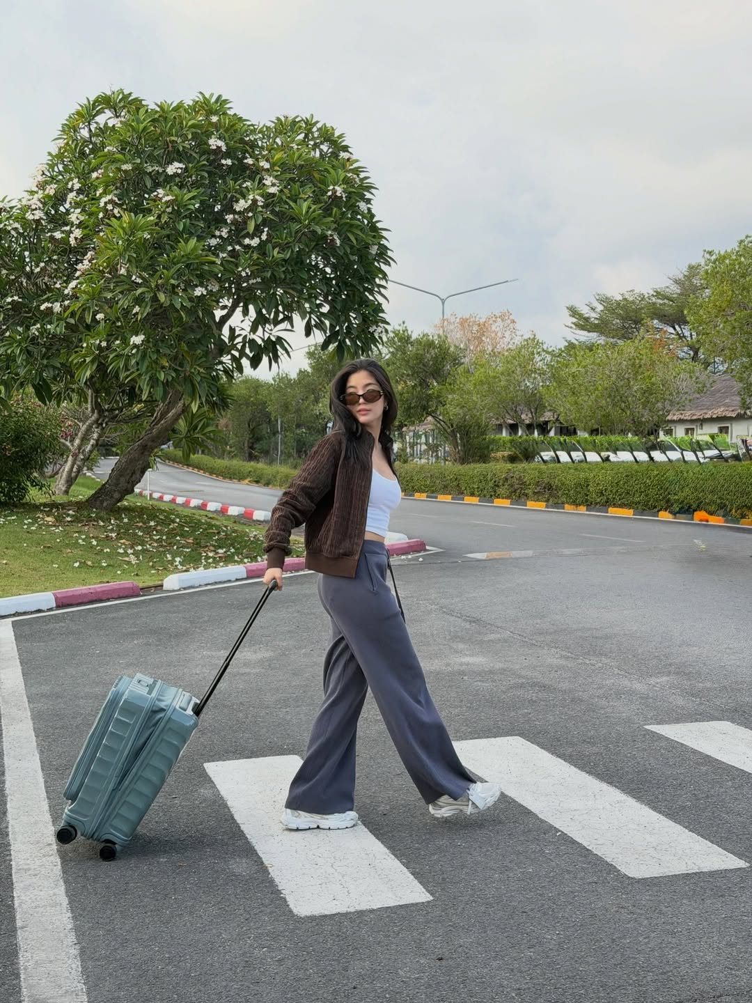 ก้อย - อรัชพร โภคินภากร