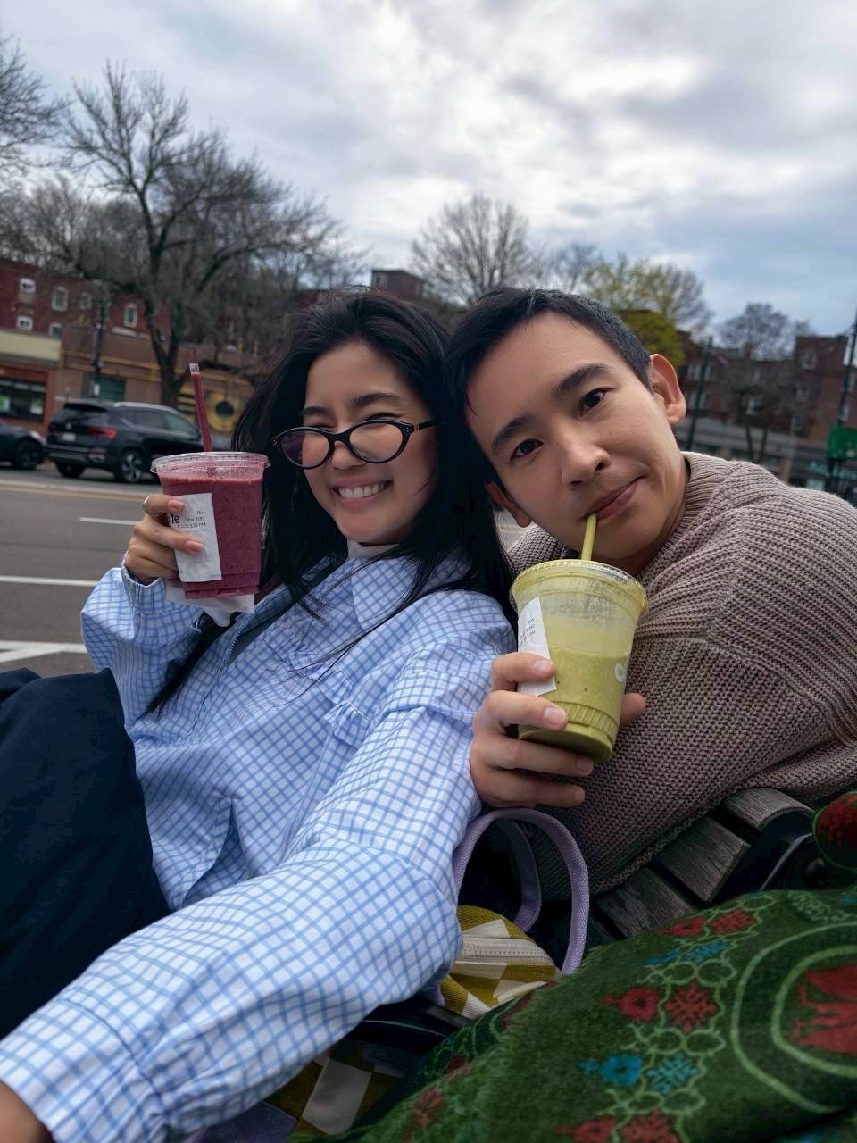 ก้อย - อรัชพร โภคินภากร