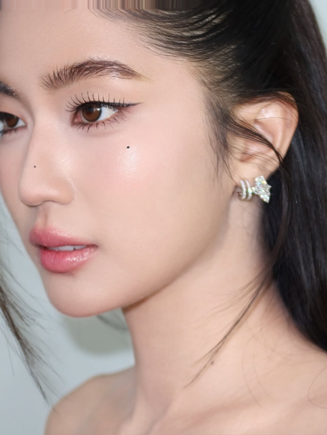 ก้อย - อรัชพร โภคินภากร