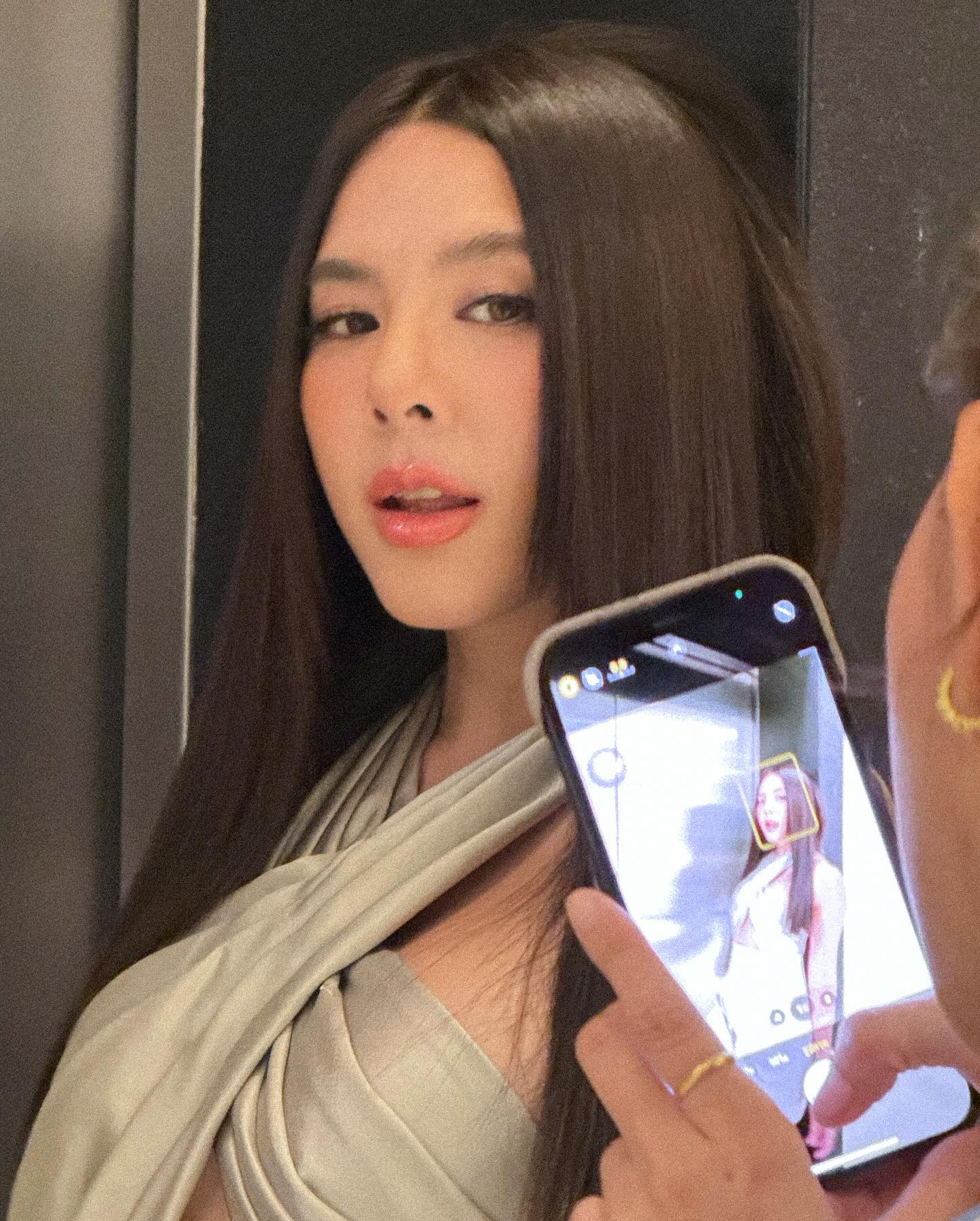 เบเบ้ - ธันย์ชนก ฤทธินาคา