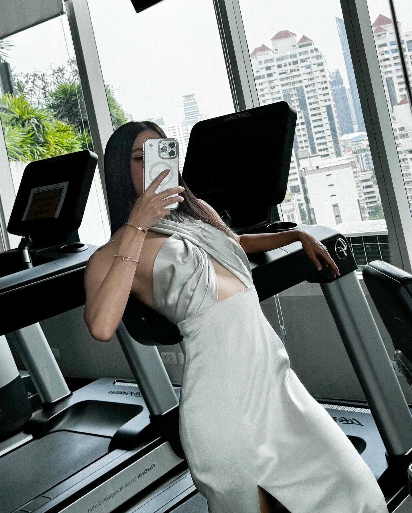 เบเบ้ - ธันย์ชนก ฤทธินาคา