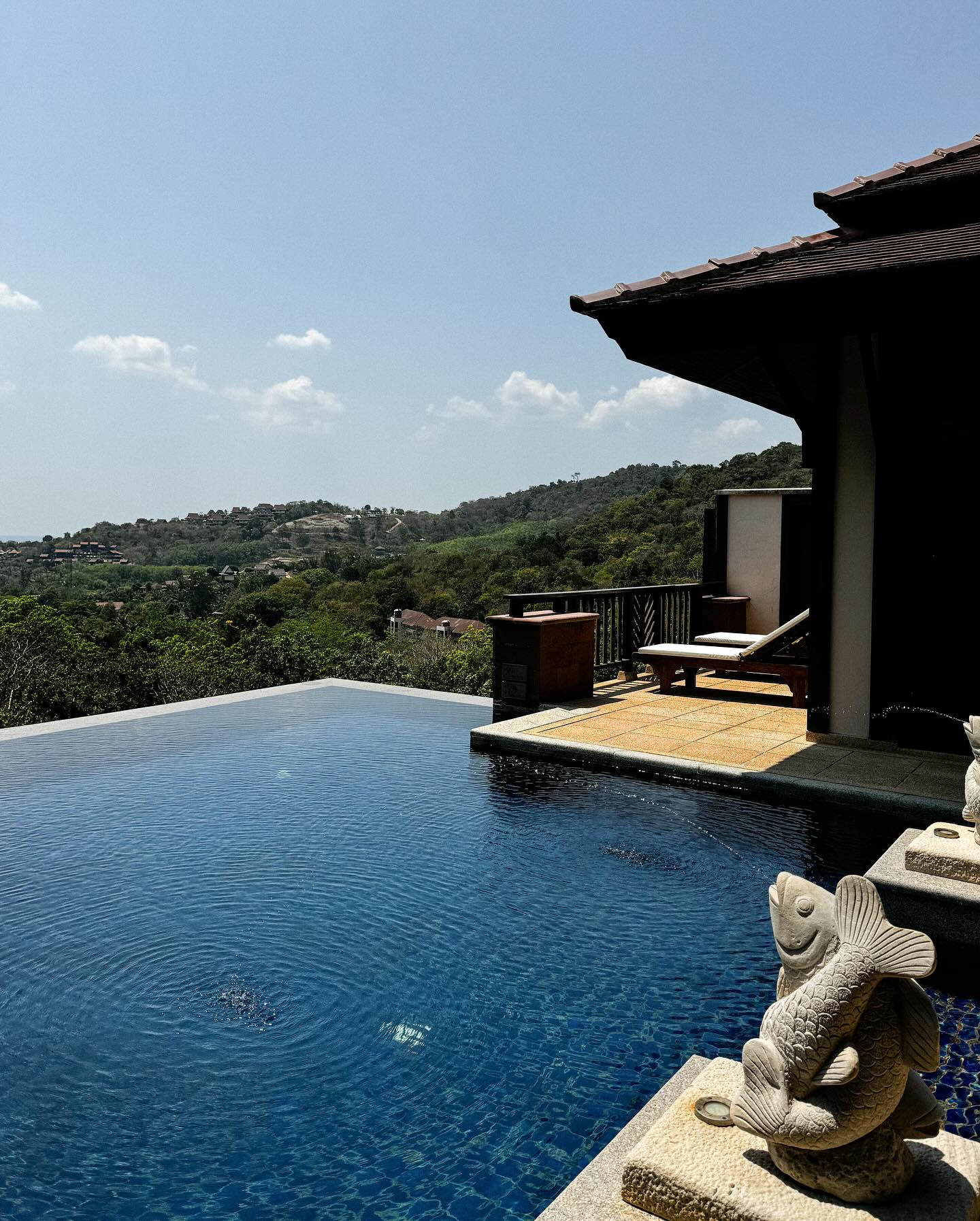 เบเบ้ - ธันย์ชนก ฤทธินาคา