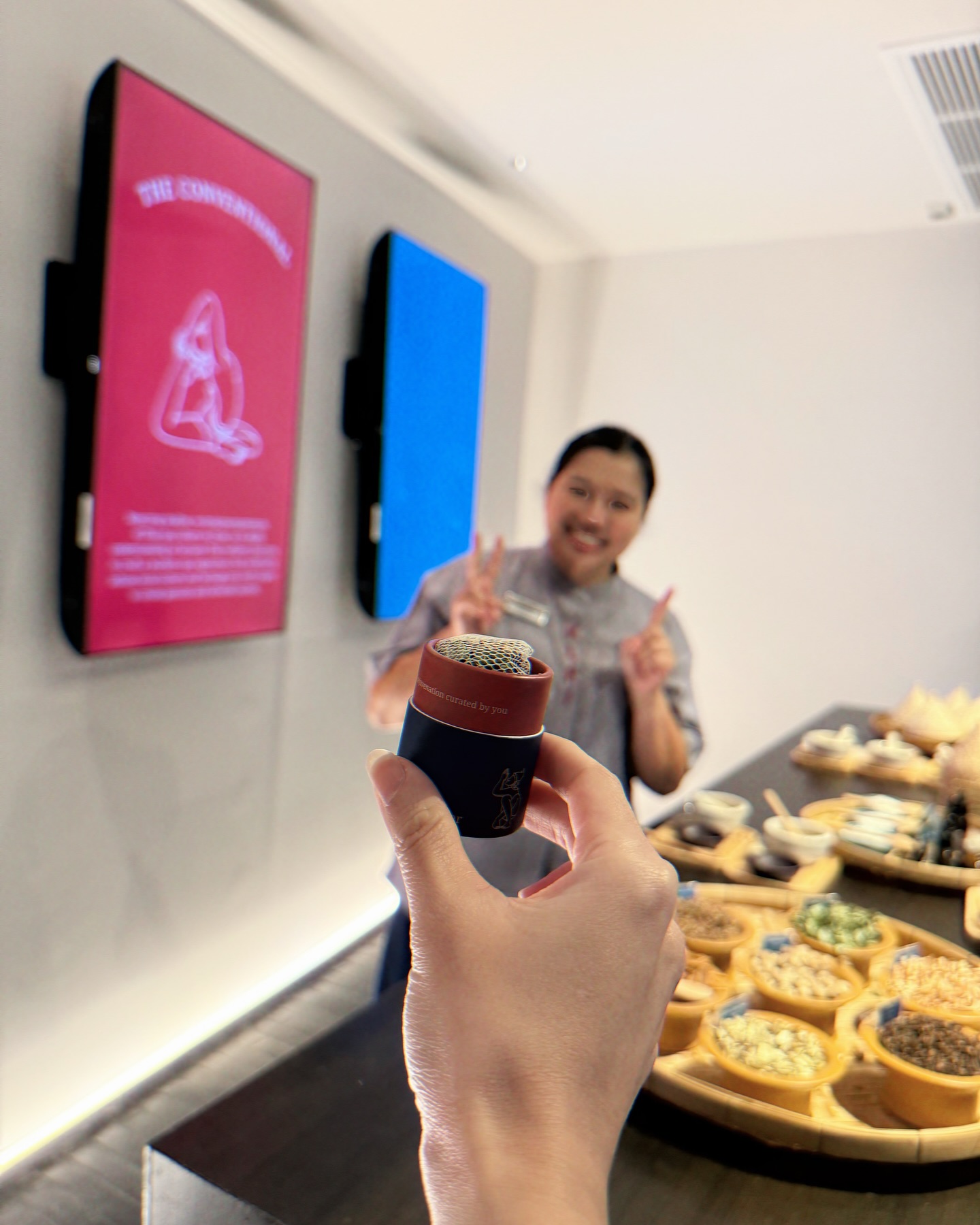 เบเบ้ - ธันย์ชนก ฤทธินาคา